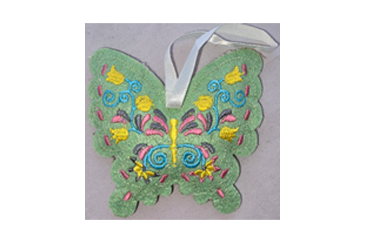 hand-embroidery-butterfly-02.png