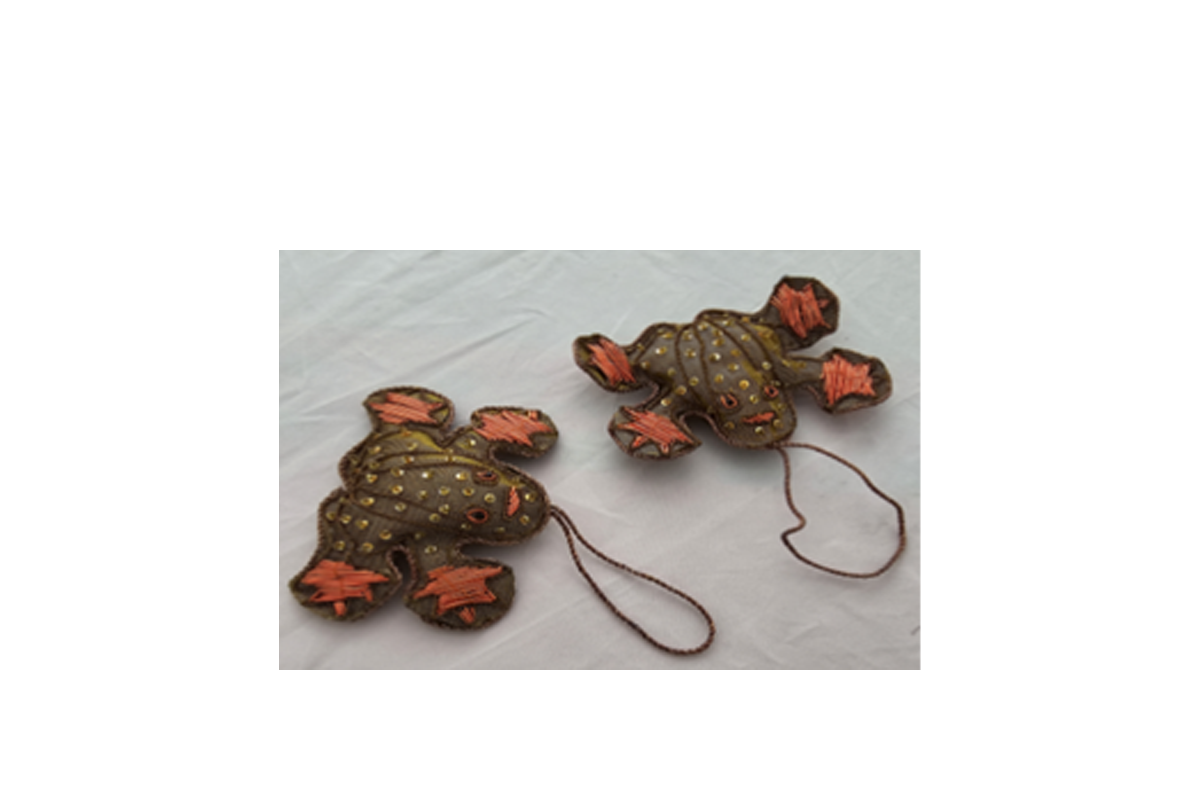 hand-embroidery-frog-01.png