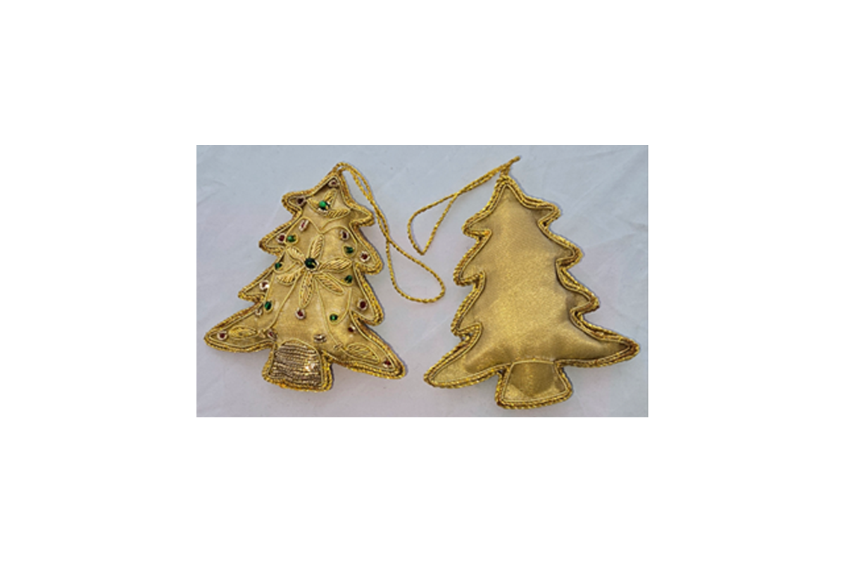 hand-embroidery-xmas-tree-01.png