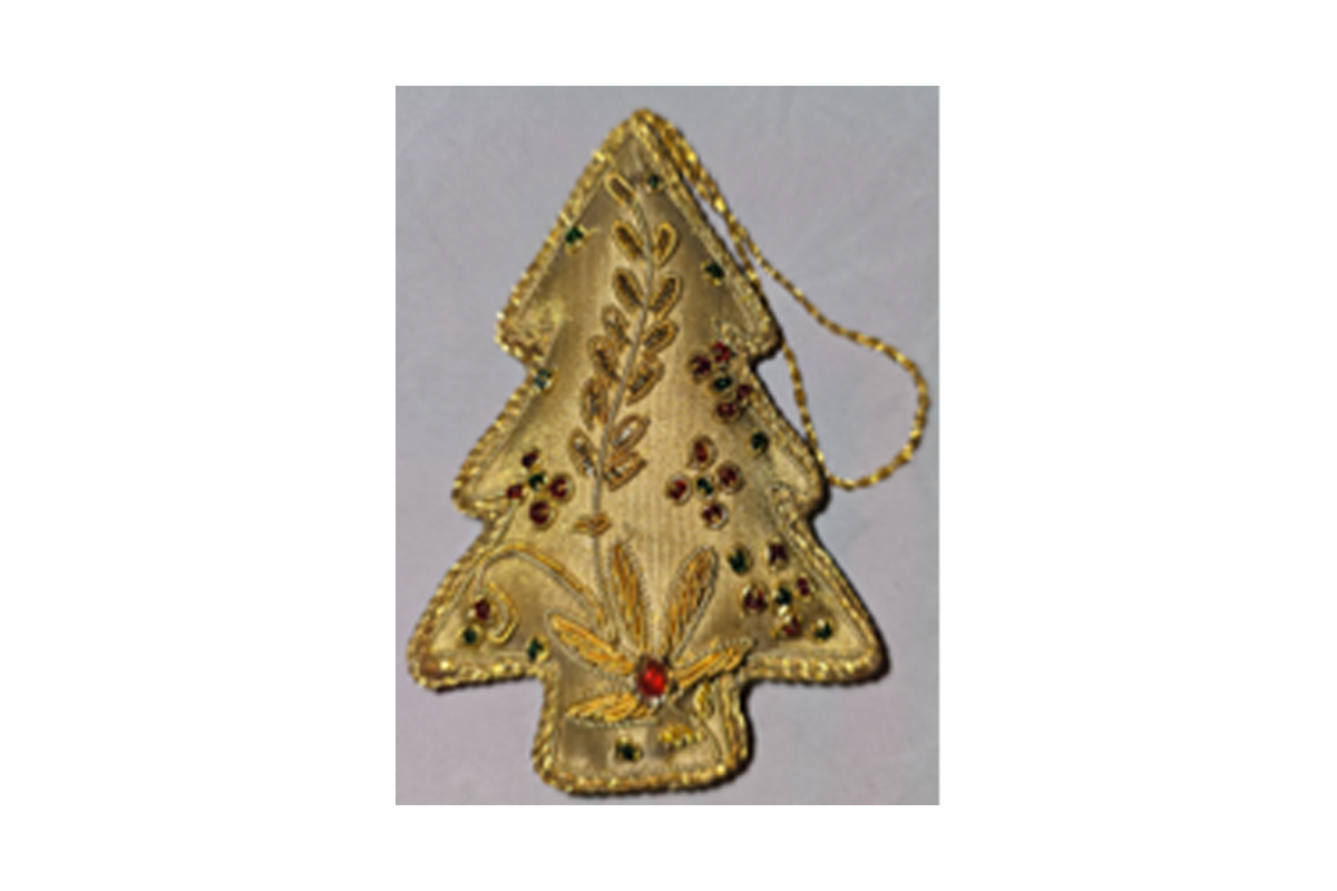 hand-embroidery-xmas-tree-07.png