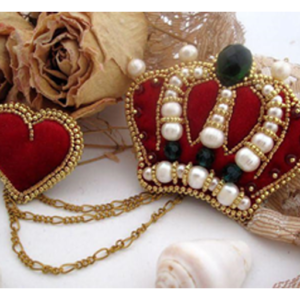 Zari Beaded Crown